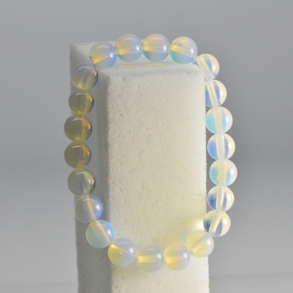 Opalite Bracelet - Stretch bracelet Glass beads - Picture 4 of 4